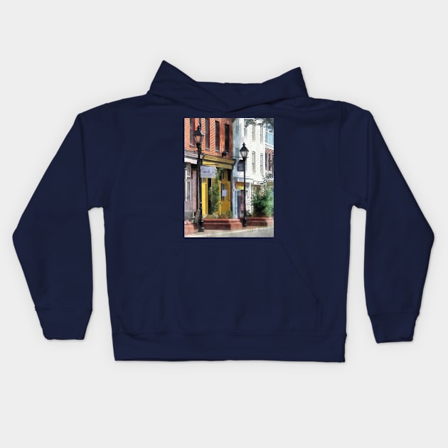 Baltimore MD - Quaint Fells Point Street Kids Hoodie by SusanSavad